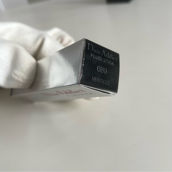 DIOR ADDICT FLUID STICK - VERTIGO - Picture 2 of 9